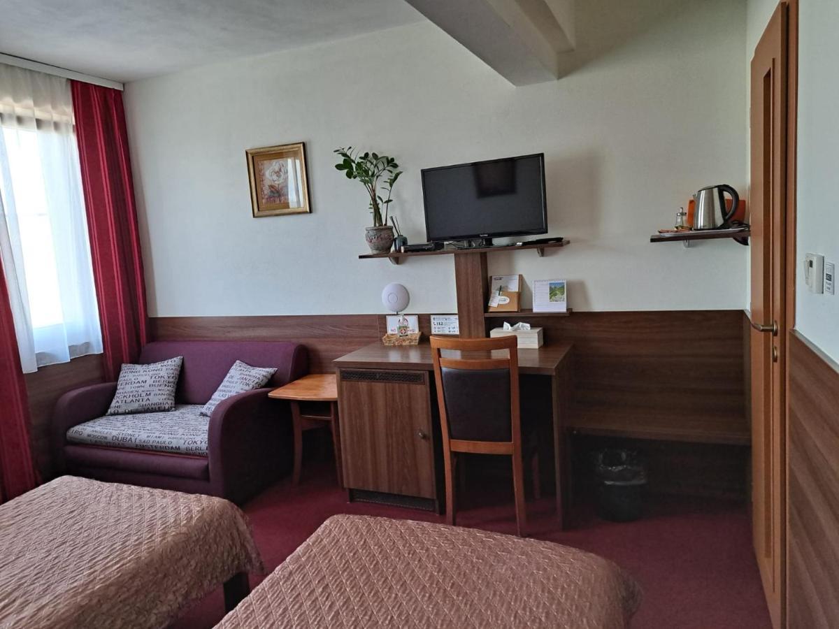 Penzion Kozak B&B Sebedražie Εξωτερικό φωτογραφία